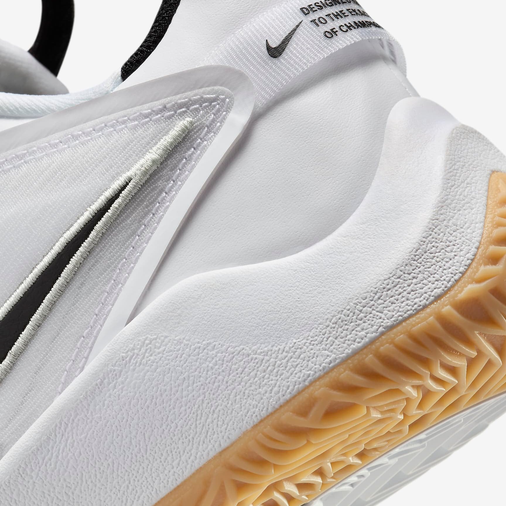 React Hyperset Nike Reacts Women's White Nike Air Zoom